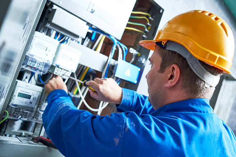 Become An Electrician in Chester Cheshire